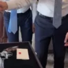 4ae90b14 slovakya cumhurbaskani pellegriniden gumusay pozu erdoganin hediye ettigi yerli silahi basina tanitti