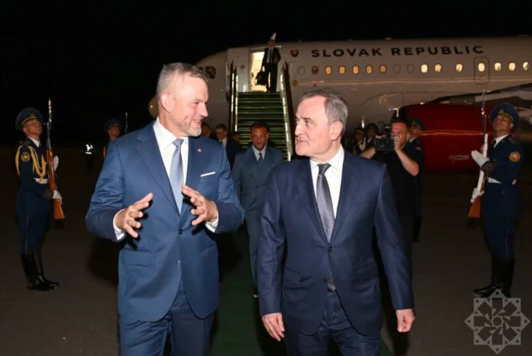 Slovakiya Prezidenti Azərbaycana gəldi