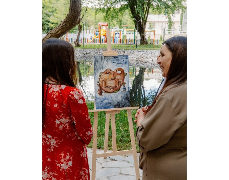 Leyla Əliyeva uşaqlarla ağac əkdi – FOTOLAR 20 6a4bbee4298156a4bbee42981617833489636a4bbee4298116a4bbee429813