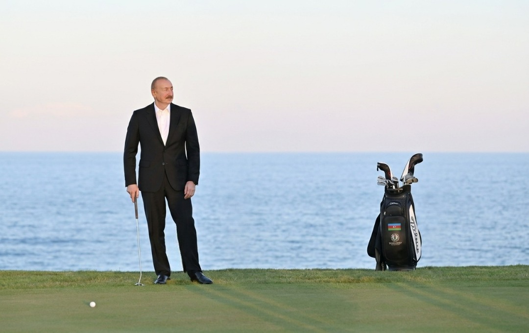 Eliyev qolf 11