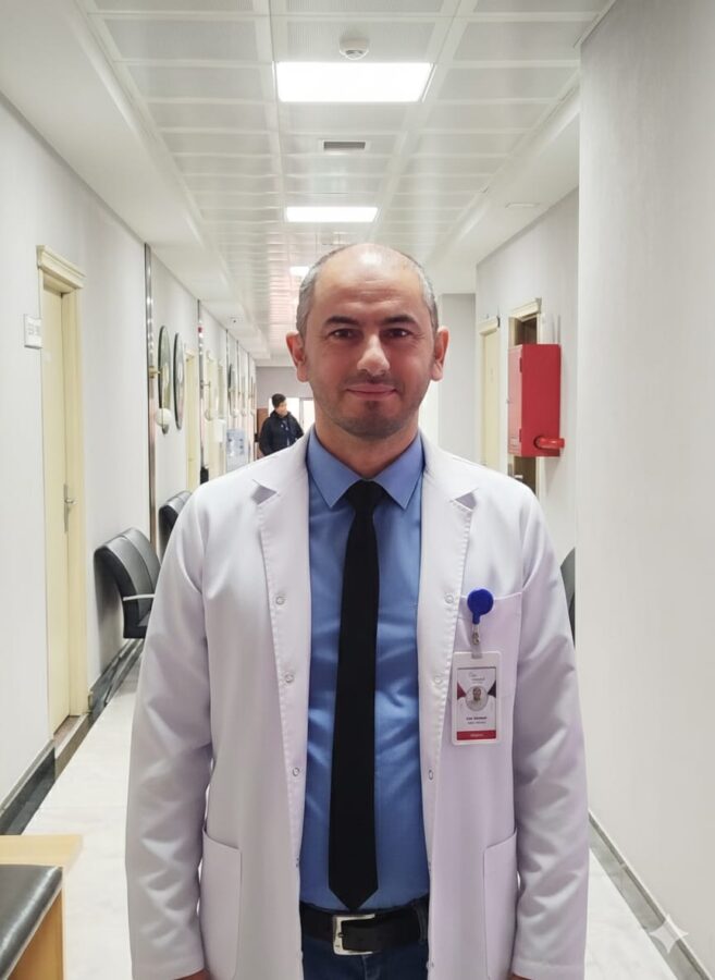 Nevroloq Els%C9%99n Qarayev