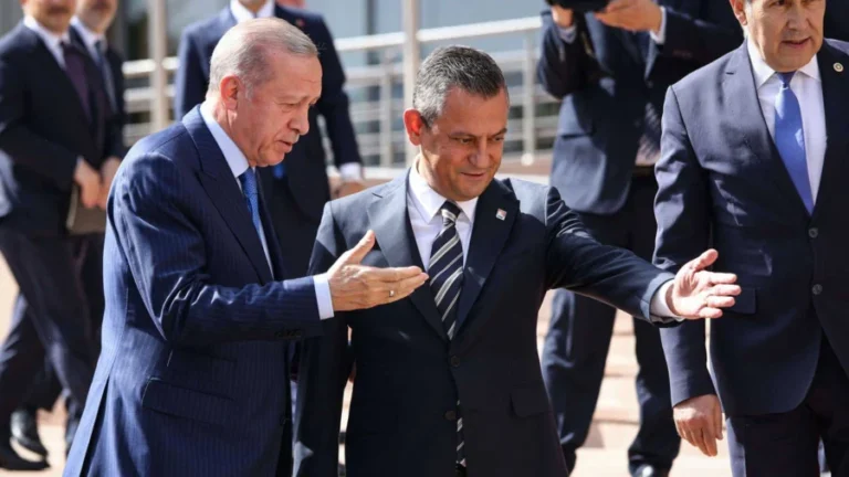 O, Ərdoğanın 30 illik taktikasını təkrarlayır - Türkiyənin yeni prezidenti...