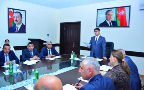 Ağstafada Dövlət Proqramına həsr olunan müşavirə keçirildi – FOTOLAR