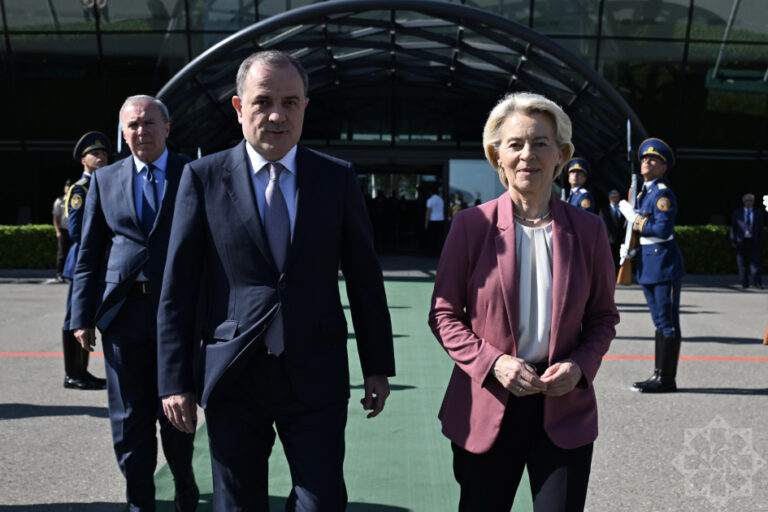 Leyenin Azərbaycana səfəri başa çatdı - FOTOLAR