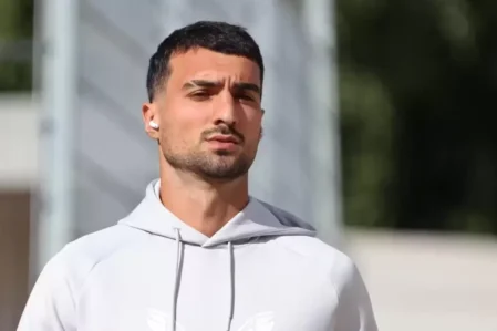 Mahir Emreli bu kluba keçir