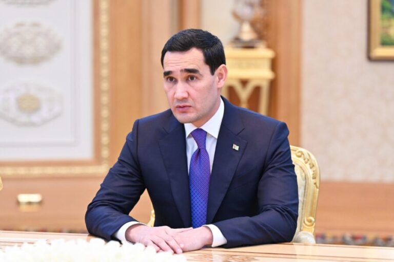 Türkmənistanda "Mərkəzi Asiya-Azərbaycan" sammiti keçiriləcək - Berdiməhəmmədov