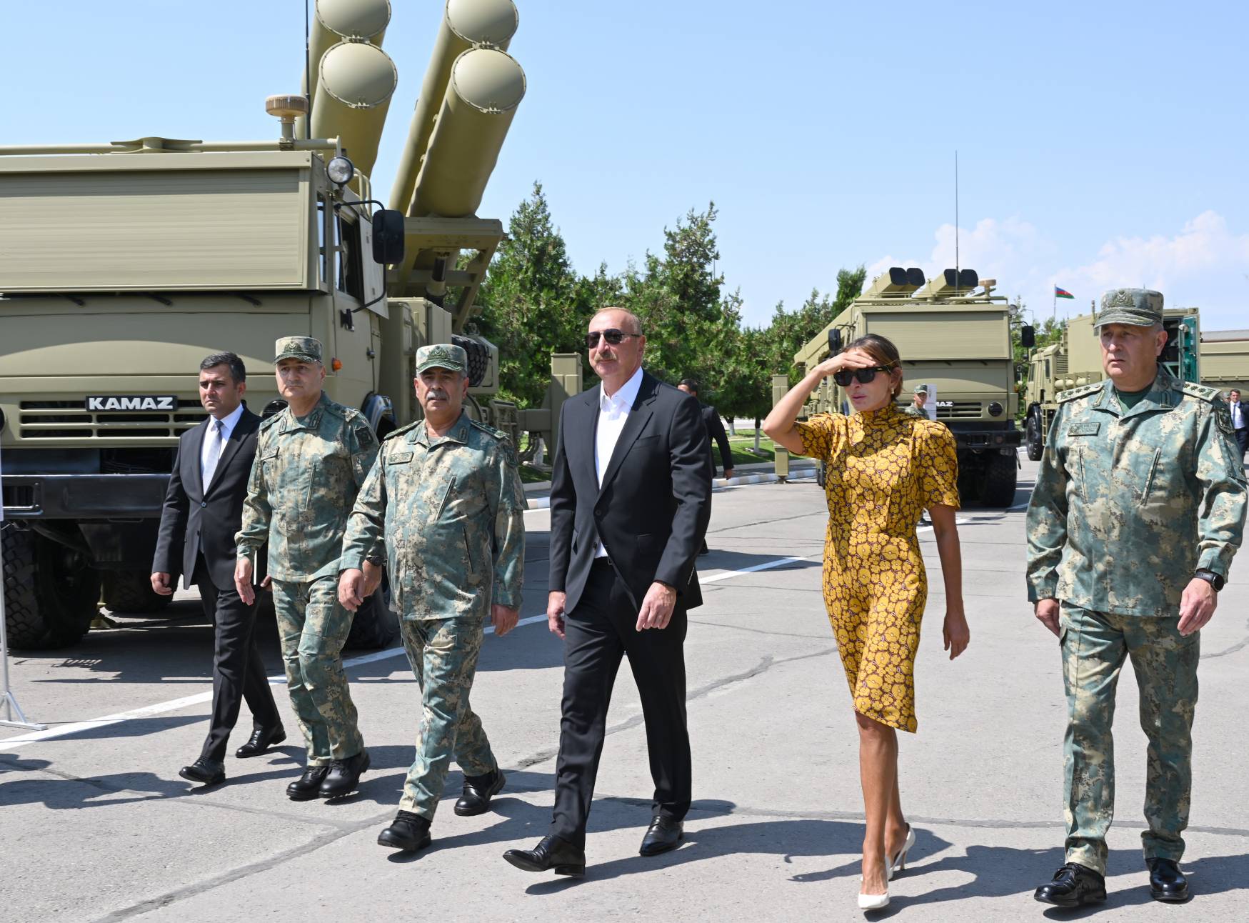 İlham Əliyev Naxçıvanda komando hissələrində – FOTOLAR 11 1786464011 a6c44d3ae905d8fb21621f3beae9a682 1