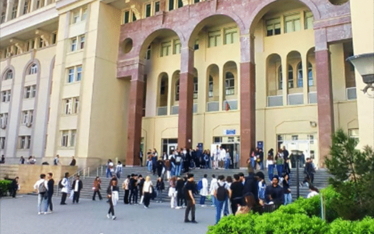 Təhsilhaqqının 1500 manat azaldılması ilə bağlı RƏSMİ AÇIQLAMA