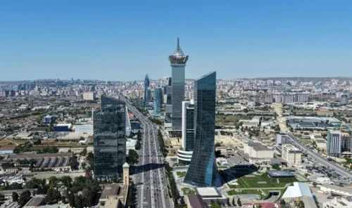 AMB 3 vəzifəli şəxsi cərimələdi