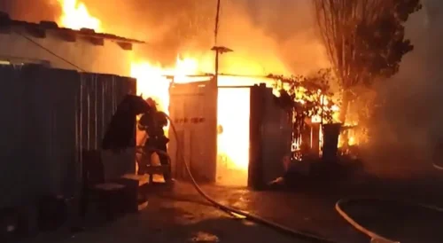 Bakıda yanğın: 36 yaşlı kişinin meyiti aşkarlandı – VİDEO