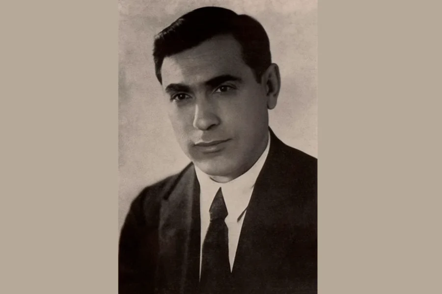 eziz eliyev