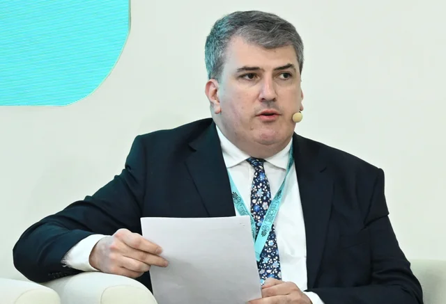 fariz ezizov