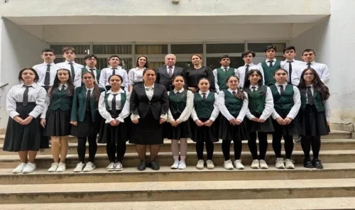 Bir sinifdən 13 nəfər “Tibb”ə qəbul oldu: 1-i 700 bal topladı