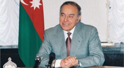 heyder Eliyev 131 900x498 2