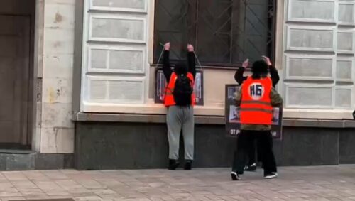 Moskvada naməlum şəxslər peyda oldu, Azərbaycan çağırış etdi – Arxasında kim var?