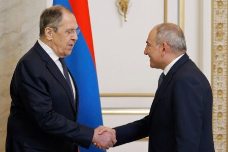 lavrov pasinyan 1 900x600 1
