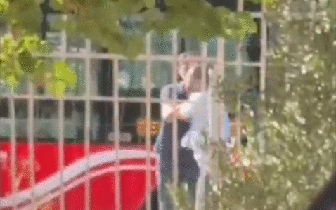 Bakıda sərnişin avtobus sürücüsünü döydü – VİDEO