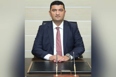 Vəzifədən istefa verməsinin səbəbi bilindi – “Green Card” udubmuş