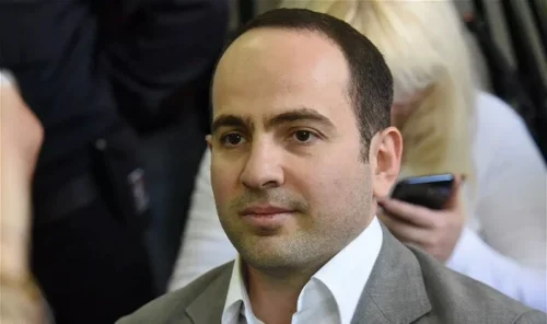 Köçəryanın oğlunu naməlum istiqamətə apardılar