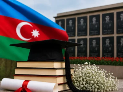Şəhidin həyat yoldaşı da tələbə olub, qızı da – FOTO