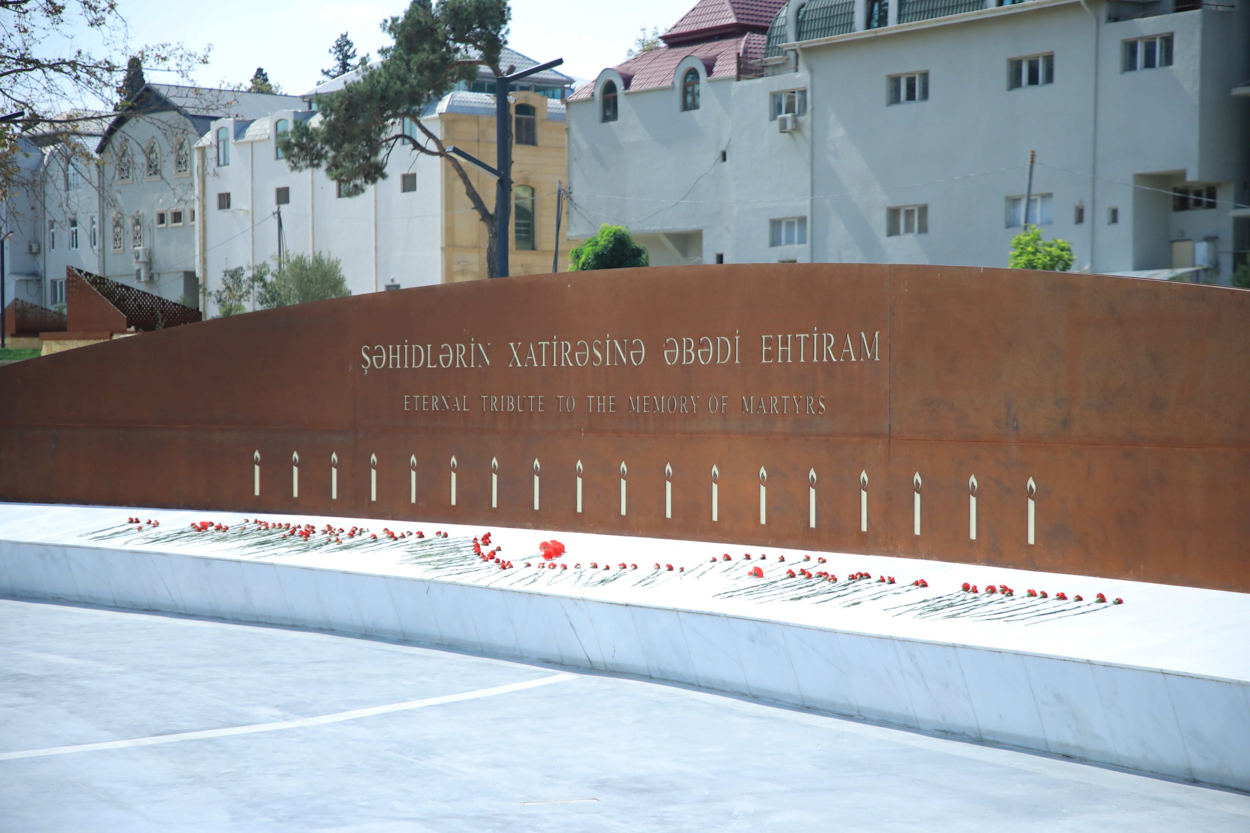Gəncə Memorial Kompleksi ziyarət olundu - Fotolar 2 1 44