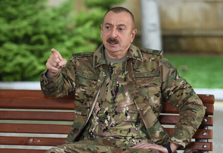 Ordumuzdan ermənilərə mühüm çağırış: Əliyev müharibədən sonra dərhal başlatdı