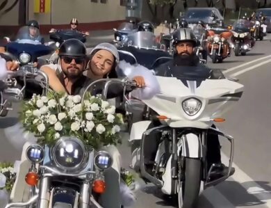 Bakıda qeyri-adi toy karvanı – VİDEO
