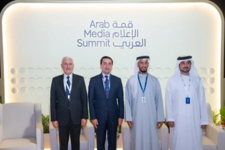 Hikmət Hacıyev Ərəb Media Forumunda iştirak etdi – FOTO