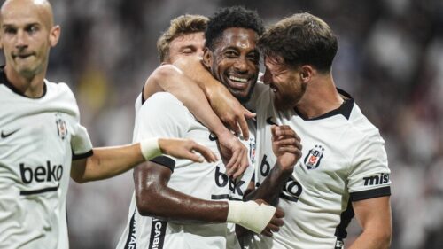 “Beşiktaş” Fransa nəhəngini darmadağın etdi