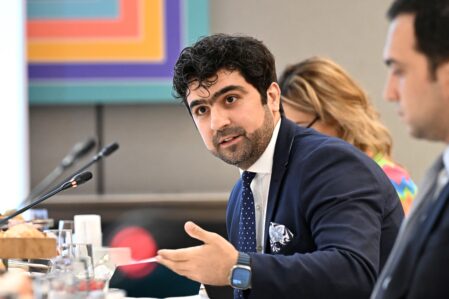 Şəhid övladı «Eynşteyn vizası» aldı – FOTOLAR