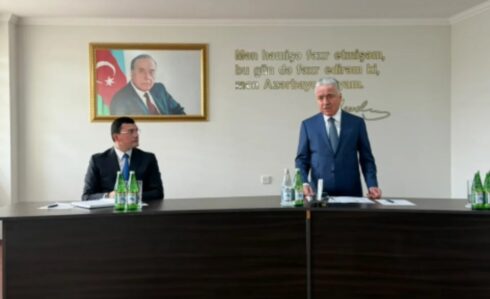Daha bir icra başçısı kollektivə təqdim edildi – FOTO