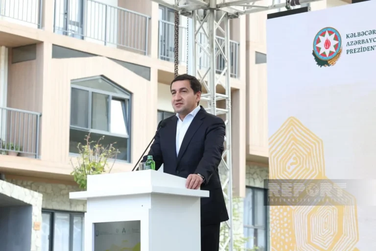 "Kəlbəcər yenidən qurulur, canlanır" – Hikmət Hacıyev
