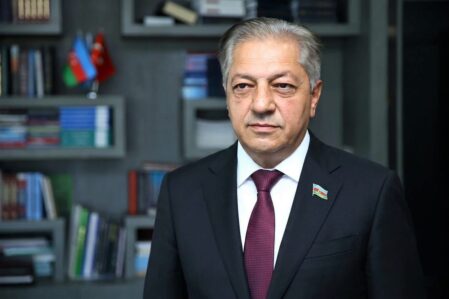 avan