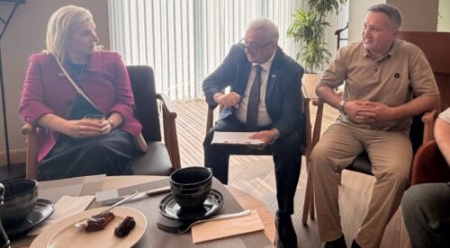 ABŞ səfirliyinin rəsmisi media rəhbərləri ilə görüşdü