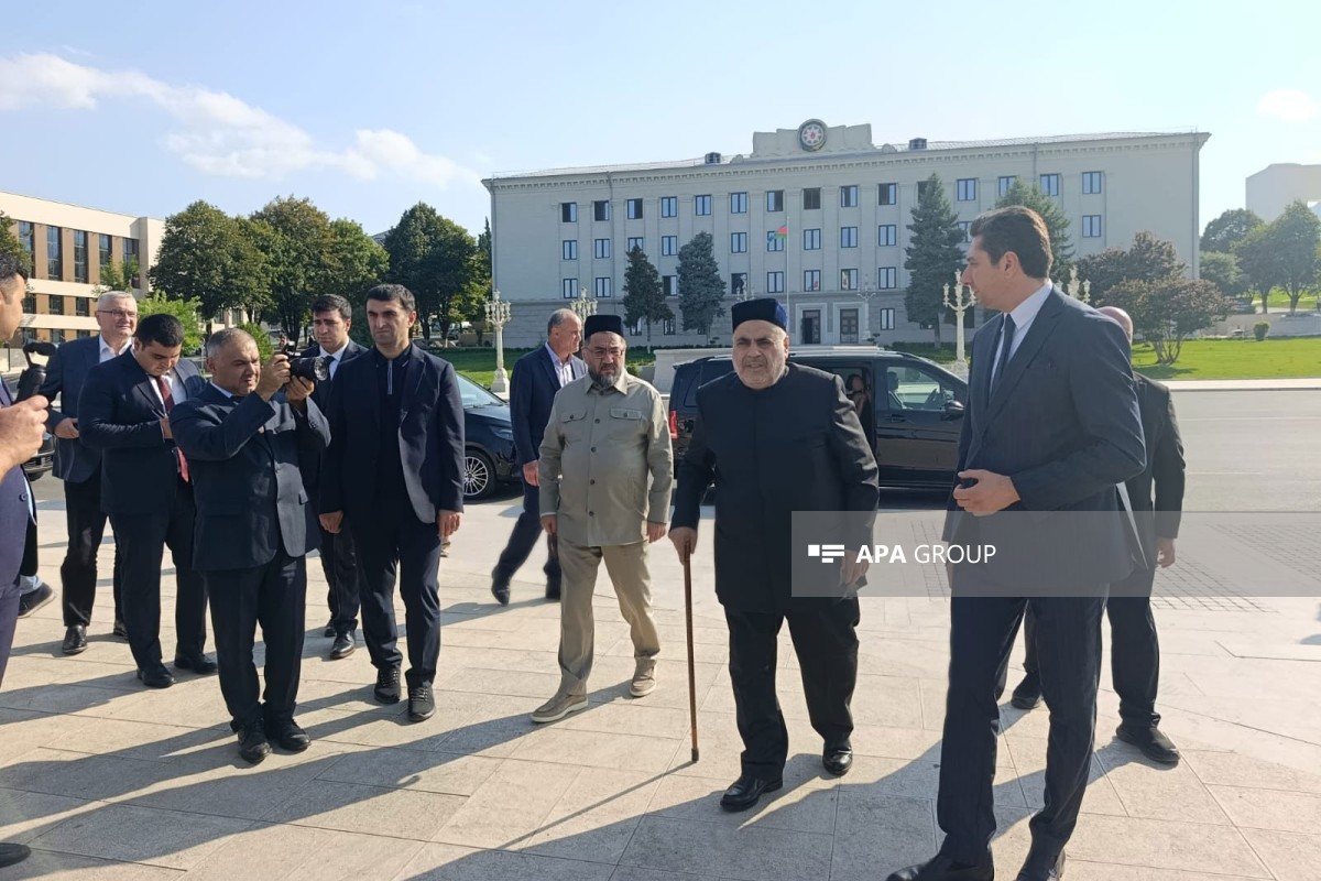 Beynəlxalq konfransın iştirakçıları Xankəndidə - FOTOLAR 6 fi 6