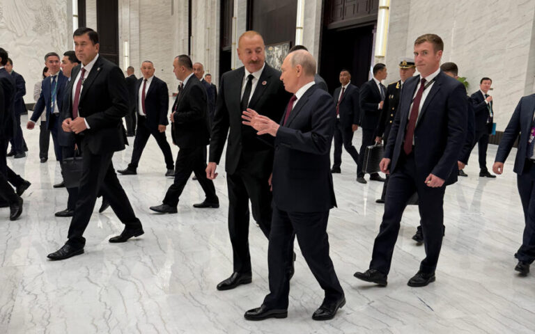 Əliyev-Putin görüşünün detalları - Bakı ilə Moskva arasında nə baş verir?