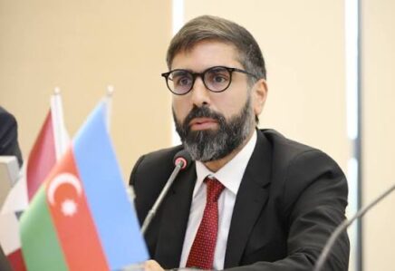 Rövşən Nəcəf “Sabah”ın “Mançester Yunayted”lə oyunu barədə danışdı