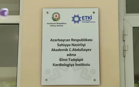 İki dilim qara çörək, bir tikə ət və bir ədəd kartof… – VİDEO