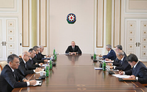Prezident müşavirə keçirdi – FOTOLAR