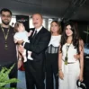 Formula 1-də Prezident və xanımı ilə şəkil çəkdirən ailə: görün kimlər imiş – VİDEO