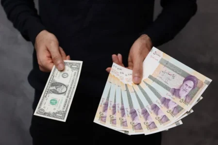 rial dollar