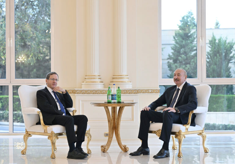 İlham Əliyevin İsrail Prezidenti ilə görüşü olub - FOTO