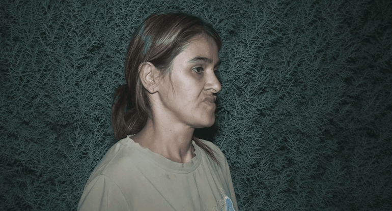 Xəstəni 40 dəqiqə döyməkdə ittiham olunan sanitar danışdı: “Böhtan ataraq məni işdən çıxarıblar” – Video 1 1792260834 1348055