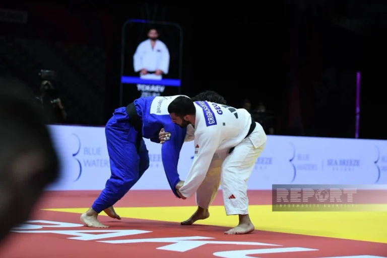 Zelim Tçkayev dünya çempionatında final görüşünə çıxdı