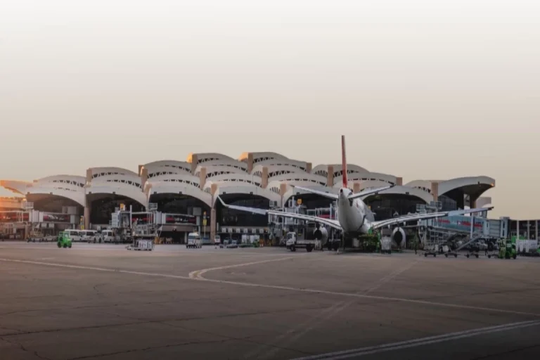 Ər-Riyad aeroportuna yeni hücum