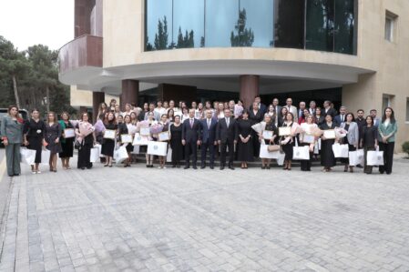 Suraxanıda Beynəlxalq Müəllimlər Günü qeyd edildi – FOTOLAR