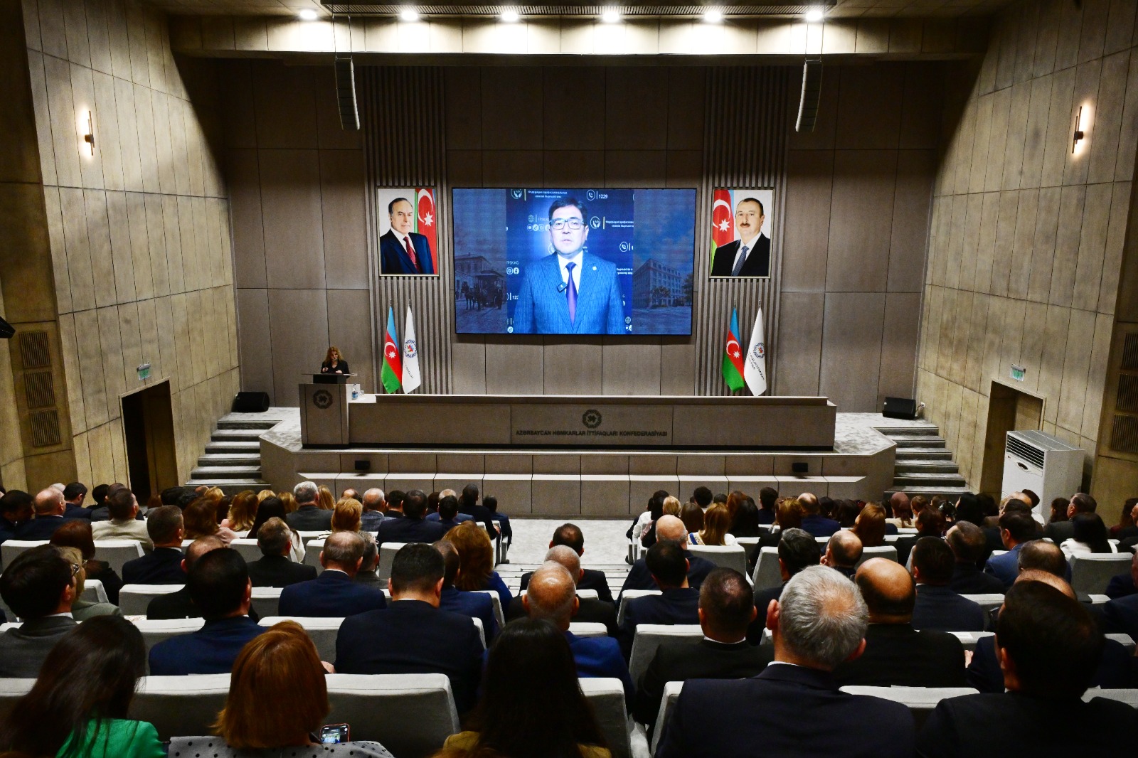 Azərbaycan həmkarlar ittifaqlarının yaradılmasının 121-ci ildönümü qeyd olundu - FOTOLAR 3 WhatsApp Image 2026 10 16 at 12.33.24 2