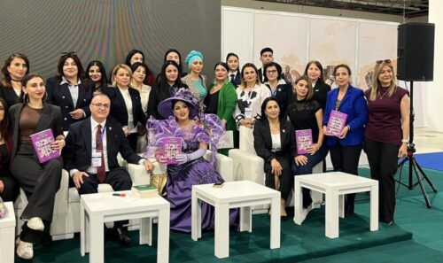 Kitab Festivalı: “Xarı-bülbül” antologiyasının təqdimatı keçirildi – FOTOLAR