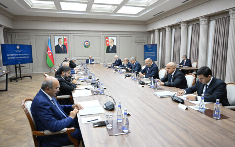 Əli Əsədovun rəhbərliyi ilə iclas keçirildi – FOTOLAR