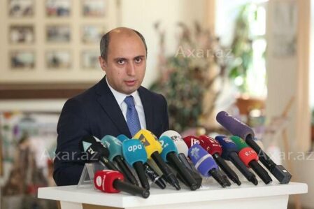 Nazir təhsil işçilərini təltif etdi – Siyahı